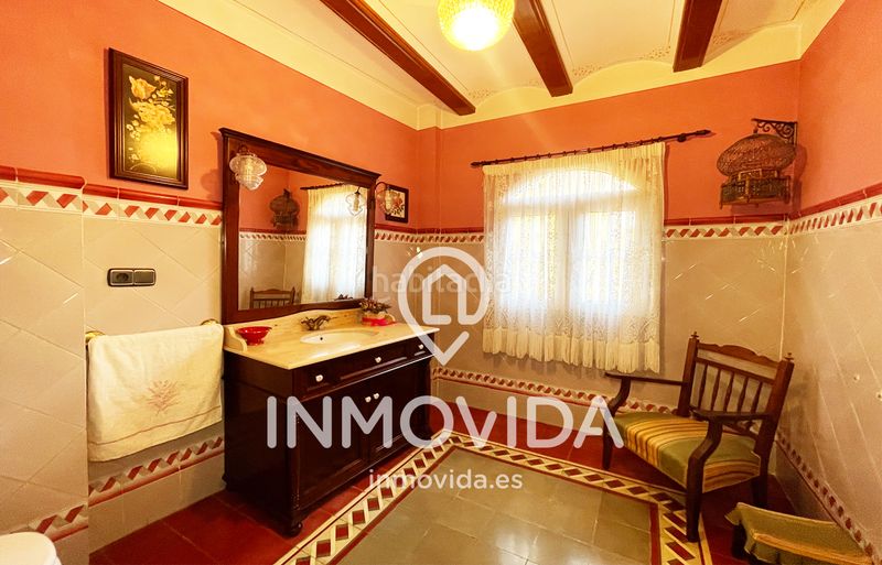 Foto c52ac72e-1b4c-4526-95f3-5195ae2b3b82. Casa amb aparcament a Xàtiva