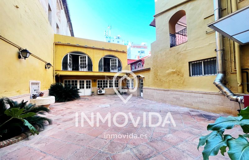 Foto cdcd2019-6fb0-4e71-9394-5020979f419a. Casa amb aparcament a Xàtiva