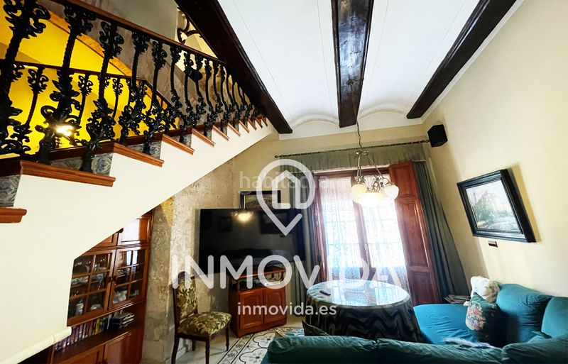 Foto e2a4d016-f741-4653-888a-b8822d4ad617. Casa amb aparcament a Xàtiva