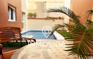 House  Carrer isabel de villena