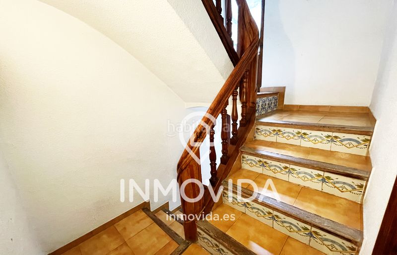 Foto 920cc237-1402-4297-abbd-5cc4e0d125f0. Casa amb xemeneia a Xàtiva