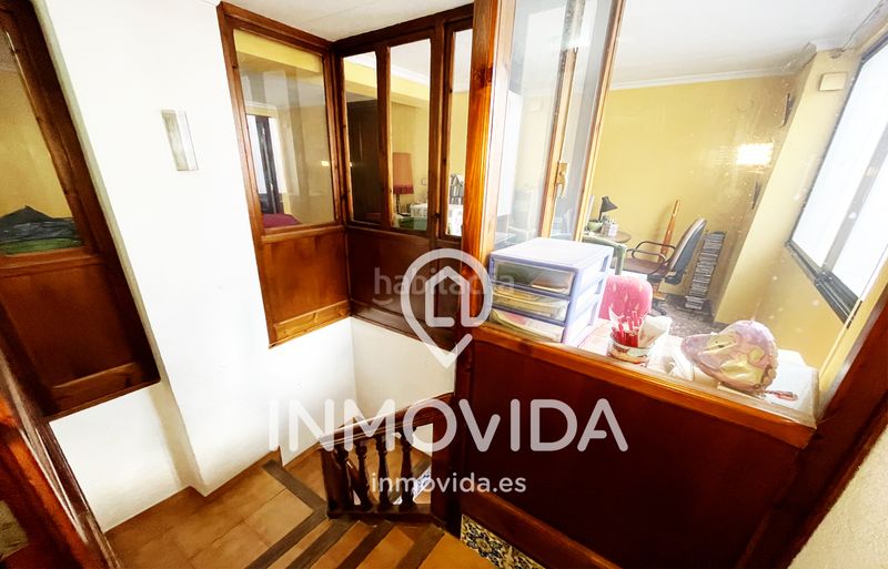 Foto b1ea10ad-f771-4485-bdf5-7be91f3b2d33. Casa amb xemeneia a Xàtiva