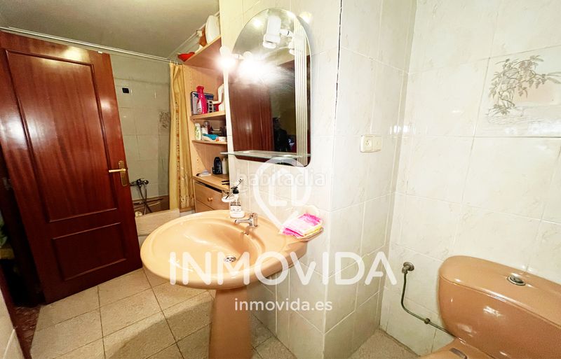 Foto b92af8c8-0dee-48b9-ae0c-f314604b4c1e. Casa amb xemeneia a Xàtiva