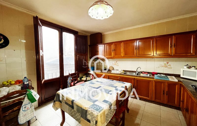 Foto feee8e80-db5d-4596-b9c5-edc734c9fbf4. Casa amb xemeneia a Xàtiva