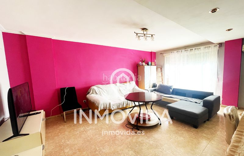 Foto d0fc6ecf-307a-4c5b-b999-d1657ff3cf9a. Casa amb aparcament a Senyera