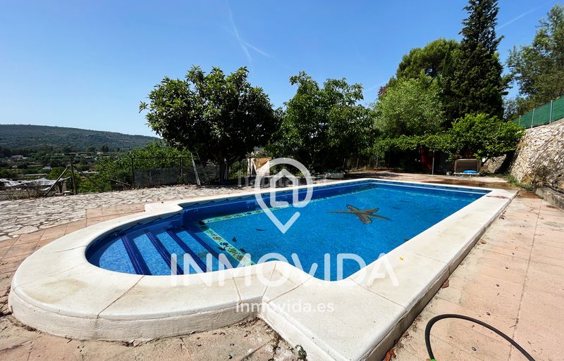 Foto 80dd7878-3aa0-4701-812c-d89499c47e1c. Xalet amb aparcament piscina a Xàtiva