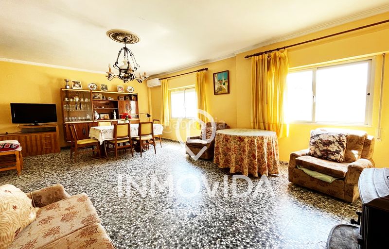 Foto 6d66ad15-7f66-4b9d-b7c4-1ae5d4441a56. Edifici a Moixent