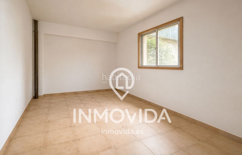 Foto 8e58f76a-df38-4415-9e49-87611c3a3452. Edifici a Moixent