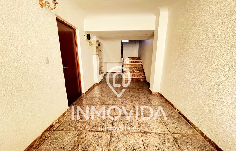 Foto 92fbf00a-fe02-4d98-9648-98bd9679612f. Edifici a Moixent