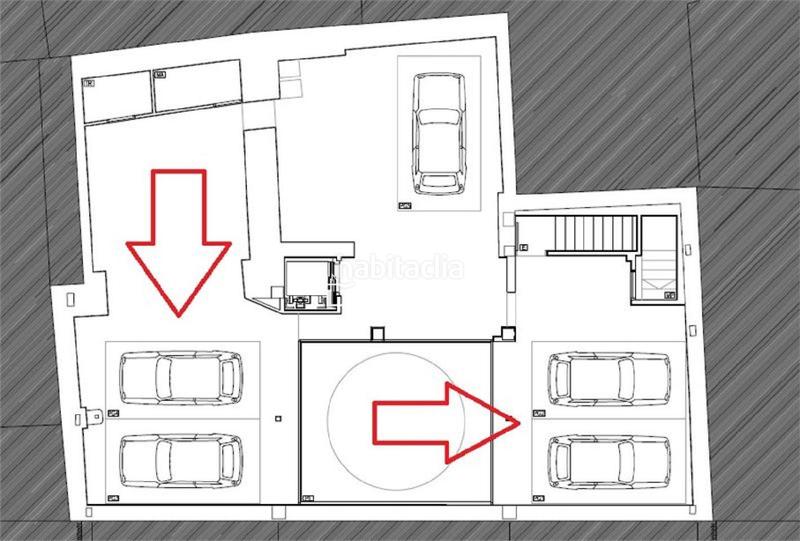 Foto 2d9e8b6d-137c-4d4d-b329-1d1326b0f556. Car parking in Sant Francesc Valencia
