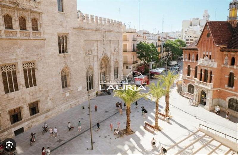 Foto 99cabc1b-ab31-458c-816d-95f00eab991f. Parking voiture dans El Mercat Valencia