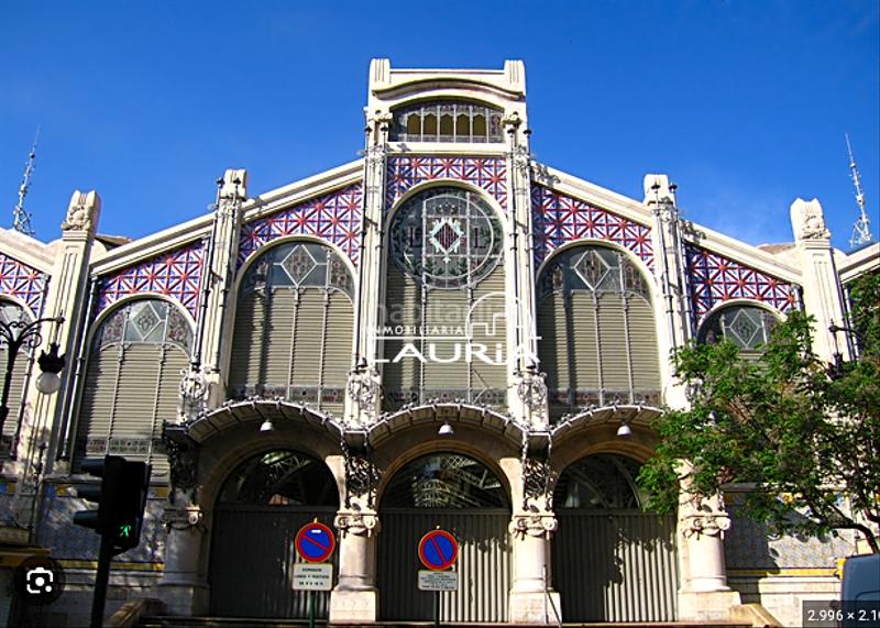 Foto f7022a7c-8232-4a2f-8be8-ac02c7e1c9b1. Parking voiture dans El Mercat Valencia