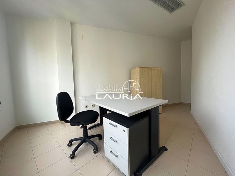 Foto c0f80ed0-2c01-43e8-95ab-091667738cc2. Location bureau dans Sant Francesc Valencia