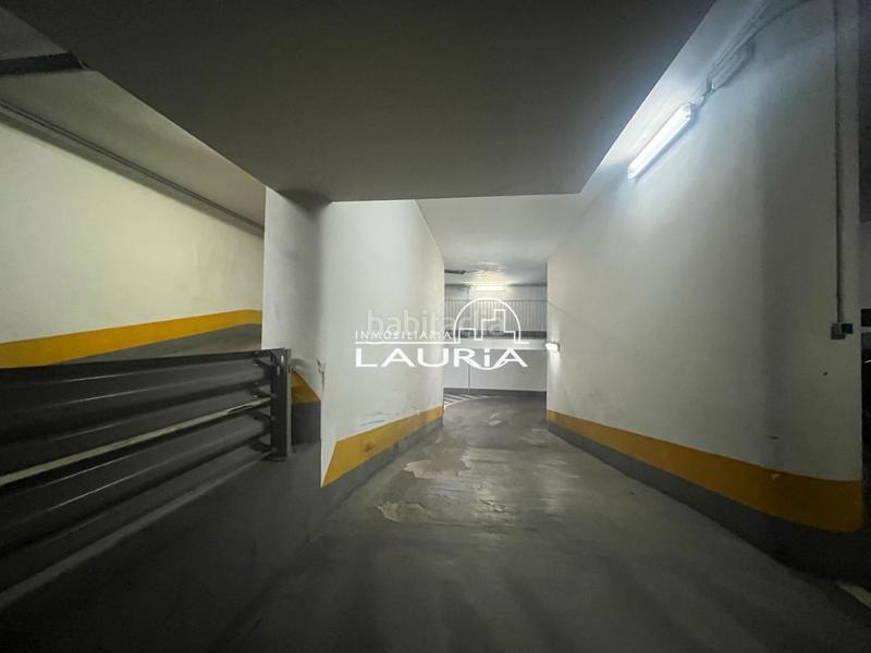 Foto 0d1023f5-7cde-493d-b9a9-1a9a707001df. Car parking in Sant Francesc Valencia