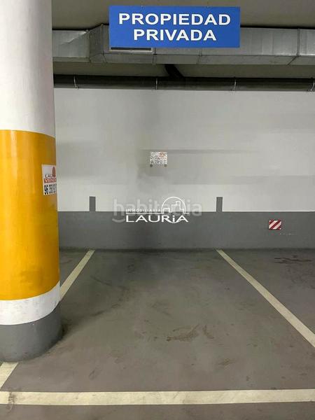 Foto a75ae06a-4cbc-4e63-88dd-f990df9f4734. Car parking in Sant Francesc Valencia