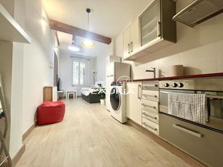 Location Appartement à El Carme. Alquiler de temporada 11 meses  torres de serrano
