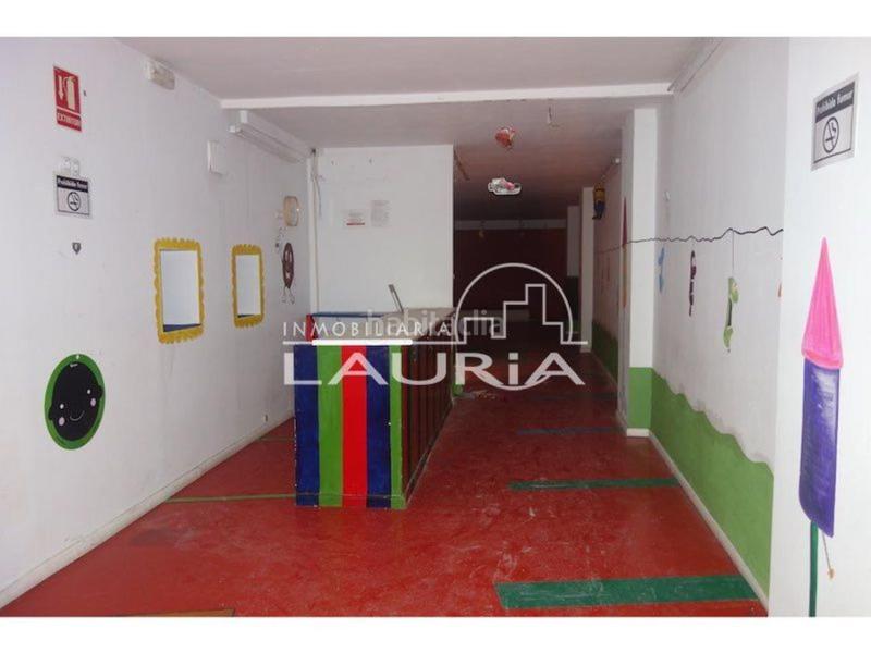Foto c40b4a31-071e-49d1-b63b-a4f4499425c1. Local commercial dans El Carme Valencia