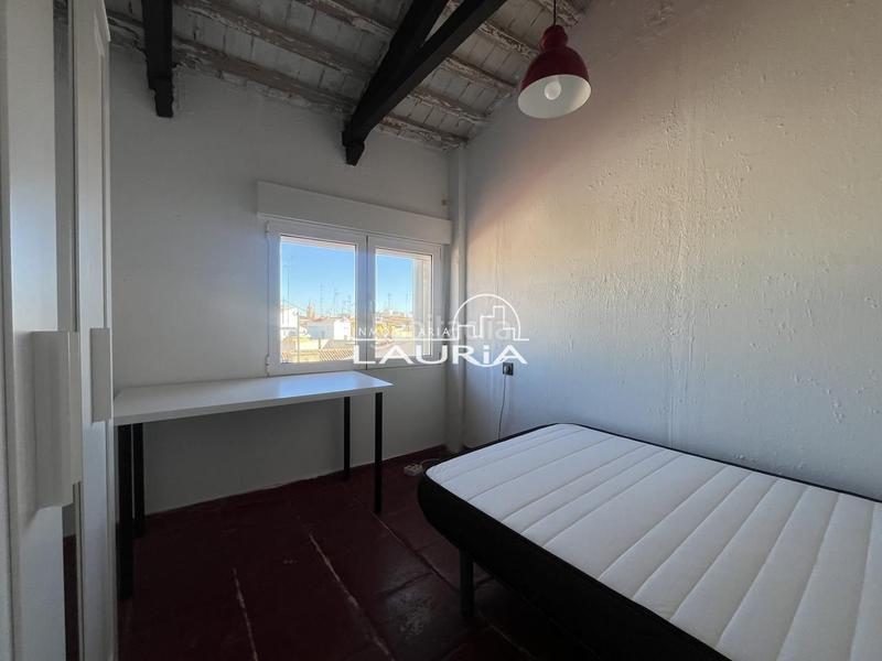 Foto ea274cf8-98be-4ad0-aec8-c5df94aee58b. Alquiler ático mercado central en El Mercat Valencia