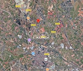 Terreny residencial  Carrer mestral. Parcela zona betera la masía