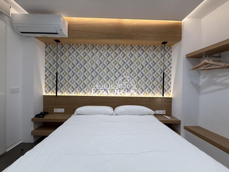 Piso inversion en centro con terraza interior en Valencia - Imagen 19