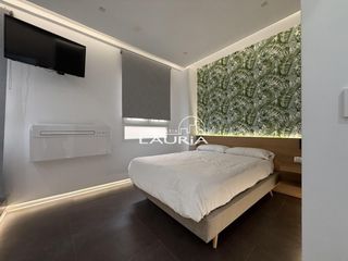 Etagenwohnung  De roger de flor. Inversion en centro de valencia con terraza interior
