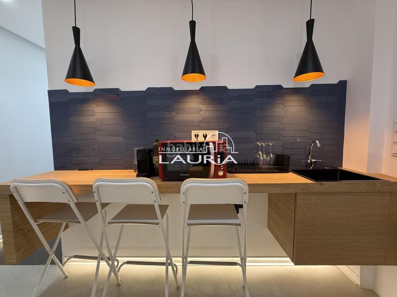 Piso inversion en centro con terraza interior en Valencia - Imagen 7