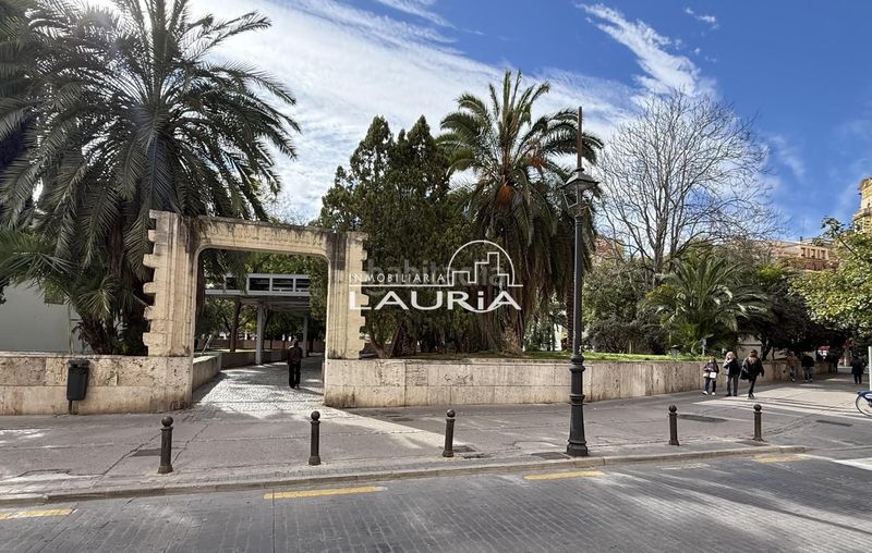 Piso inversion en centro con terraza interior en Valencia - Imagen 24