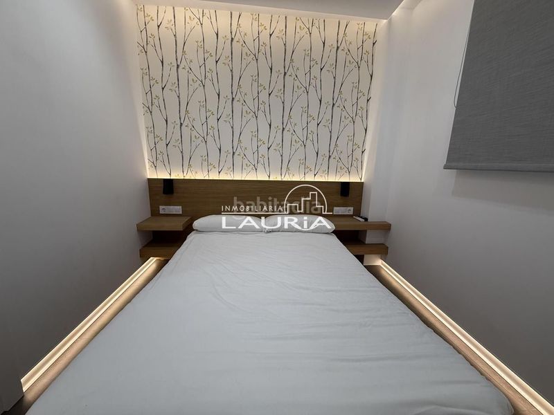 Piso inversion en centro con terraza interior en Valencia - Imagen 10