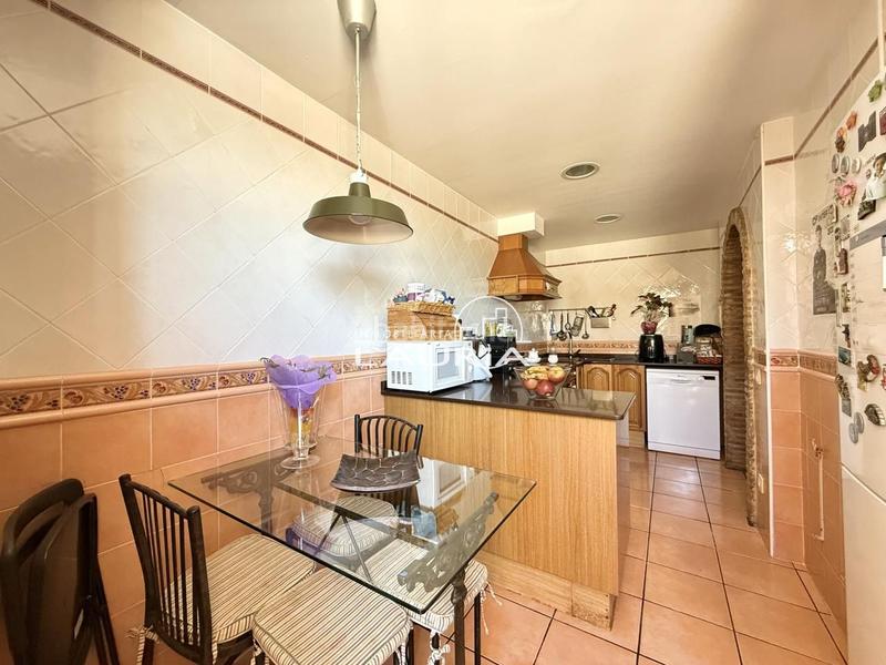 Foto c609c84b-d321-4707-9c8f-27d765af349a. Haus mit heizung in Foios