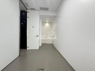 Location Local commercial  Roger de lauria. Calle lauria