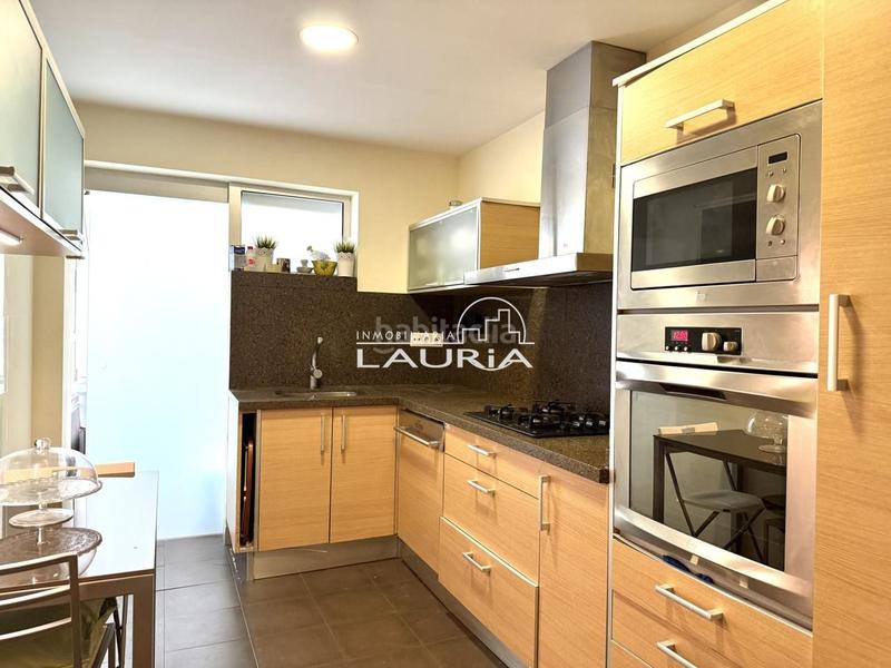 Foto ecb4efe3-962b-46f8-b8c3-49b12c8ecf1a. Pis amb calefacció a El Grau Valencia