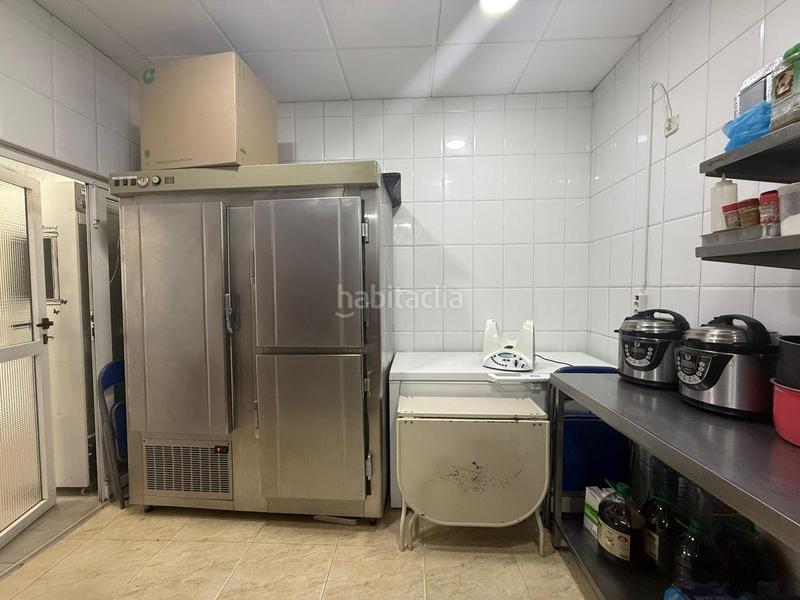 Foto 1ee68d00-af77-405f-8347-49e5d98ef99c. Local commercial dans Barrio de Patraix Valencia