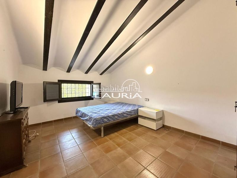 Foto f4692352-512c-4dea-8afd-3a115012c9f2. Masia amb calefacció aparcament piscina a Pedanías Teruel