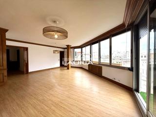 Lloguer Pis  Carrer de l'arquebisbe mayoral. Ático con terraza privada en ciutat vella