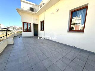 Rent Office space in Sant Francesc. Oficina con terraza en plaza ayuntamiento