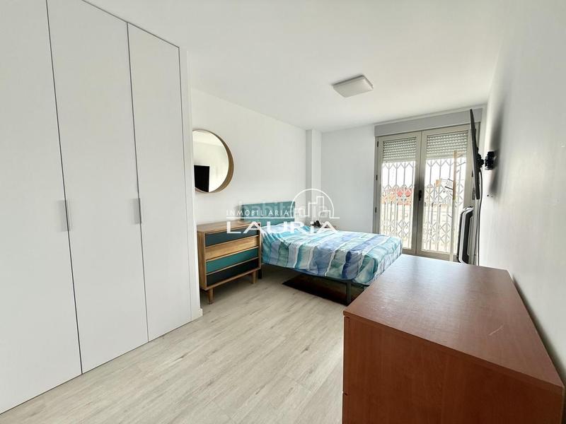 Foto 129732e9-580d-4f45-9c20-aa03eea388d5. Àtic a Sant Antoni Valencia