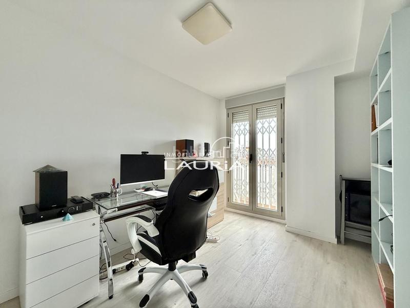 Foto 2610411f-3a2a-4922-9f91-5504557a3578. Àtic a Sant Antoni Valencia