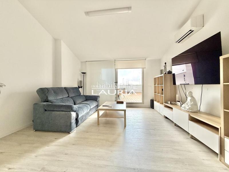 Foto 50115428-1ac5-4ecf-a5e7-1a1a073ba431. Àtic a Sant Antoni Valencia