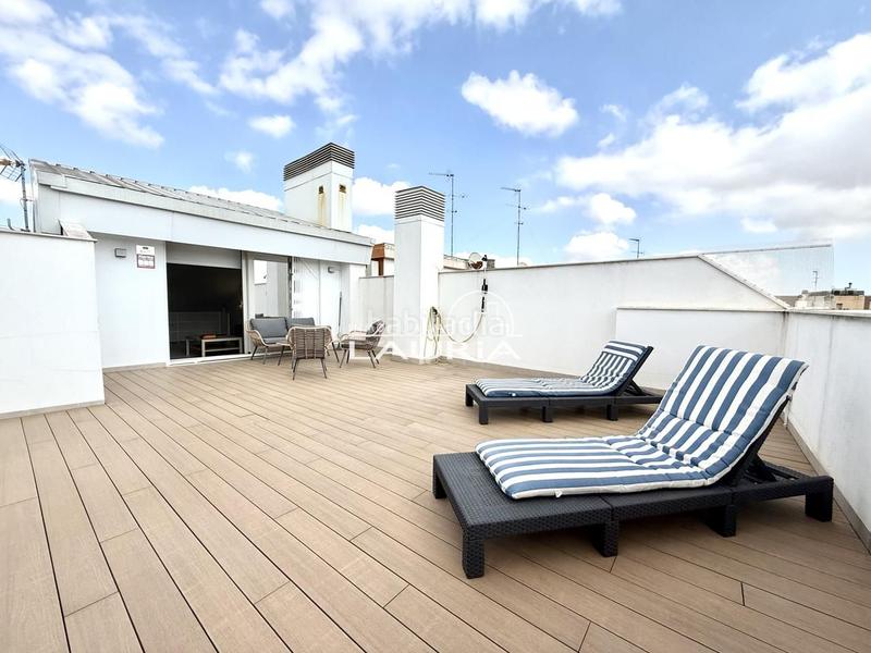 Foto 91ded78a-c270-48a8-9075-904eb3d02988. Àtic a Sant Antoni Valencia