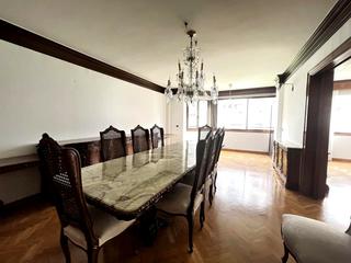 Miete Etagenwohnung  Carrer de colón. Amplia vivienda en colón con garaje
