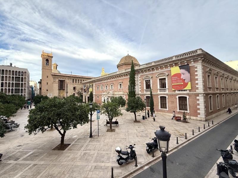 Foto 53234402-f1cf-416f-9a4c-d8f9d9ed15a8. Alquiler oficina plaza del patriarca en Sant Francesc Valencia