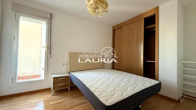 Foto 52004ada-4d5c-4427-9e9c-0879dc474a41. Rent penthouse with parking pool in Valterna Paterna