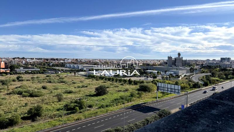 Foto 75e973c8-5d0c-4c1f-a0f3-c1d8270d0dc0. Rent penthouse with parking pool in Valterna Paterna