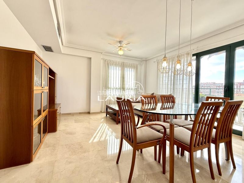 Ático ciudad de las ciencias vivienda con amplia terraza y garaje en Valencia - Imagen 6