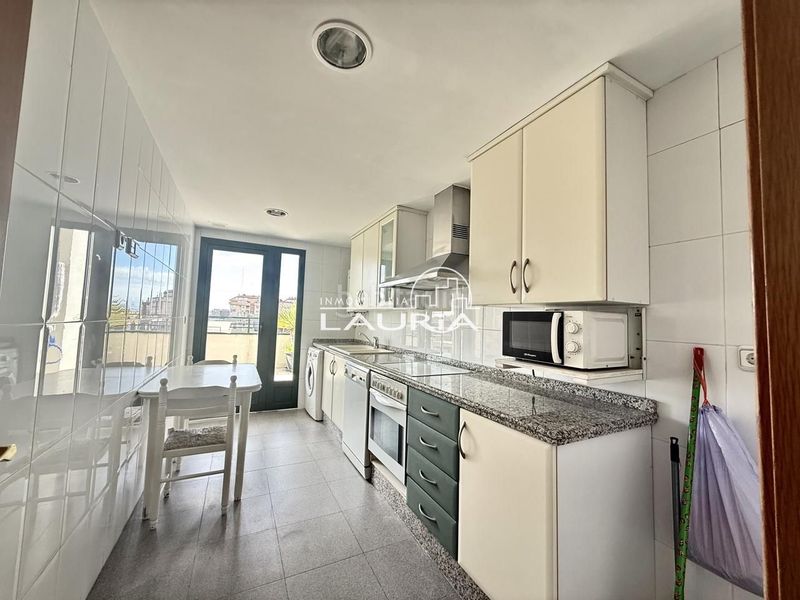 Ático ciudad de las ciencias vivienda con amplia terraza y garaje en Valencia - Imagen 13