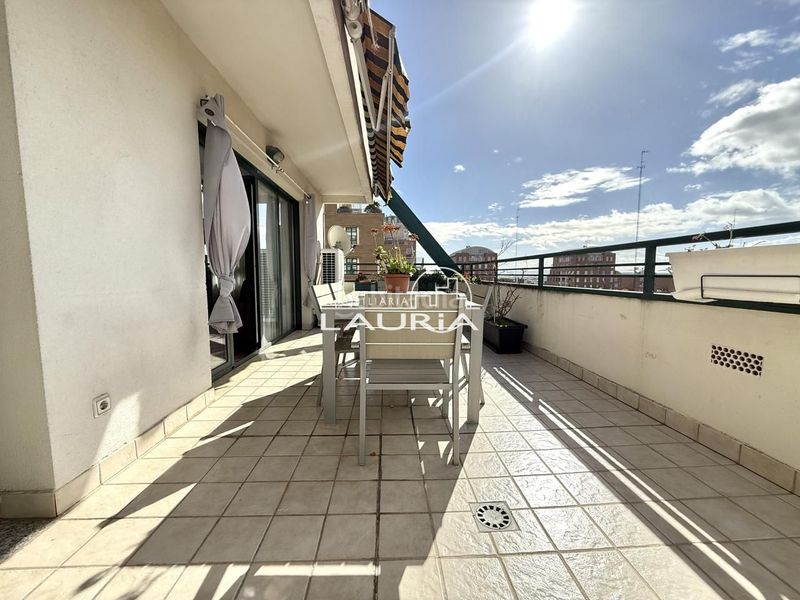 Ático ciudad de las ciencias vivienda con amplia terraza y garaje en Valencia - Imagen 8