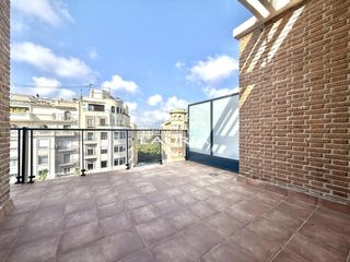 Penthouse  Navarro reverter. Atico en el centro de valencia