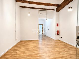 Lloguer Local Comercial a La Xerea. Centro junto a plaza nápoles y sicilia