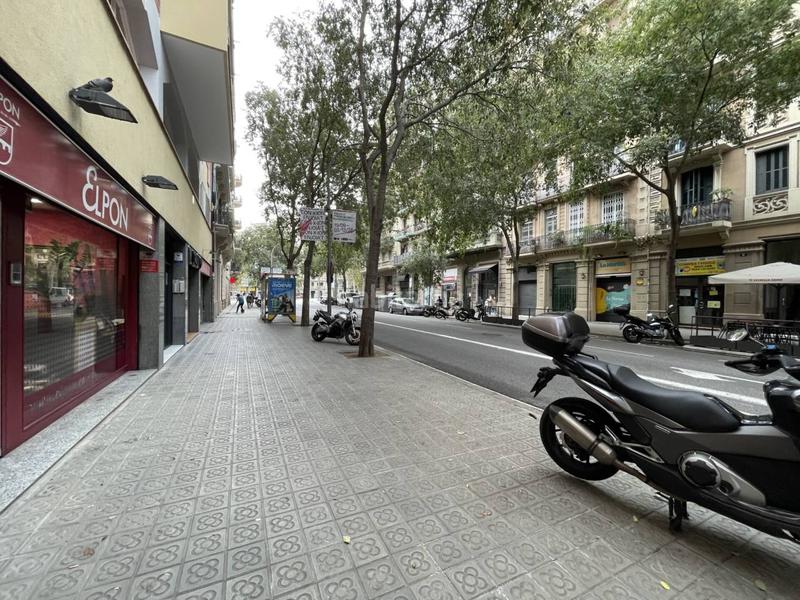 Foto 2021878f-e355-41ee-9a53-d1f5bbcf1efa. Local comercial local en venta en Sant Antoni en Sant Antoni Barcelona