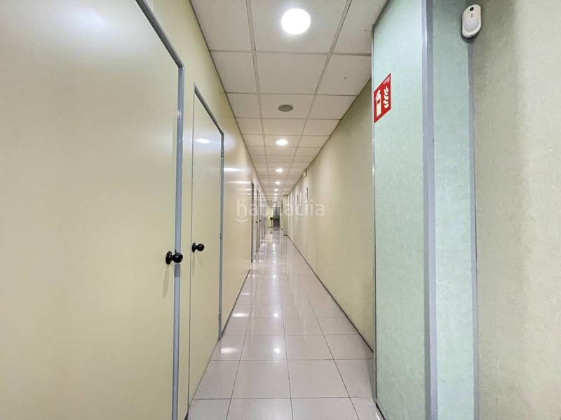 Foto bf53d789-8942-416f-8fa4-362dccb9e561. Local comercial local en venta en Sant Antoni en Sant Antoni Barcelona